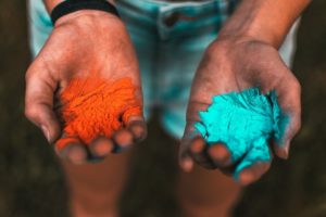 Happy Holi 2018: Images, Wallpapers, WhatsApp Messages , Facebook Status,Holi Quotes SMS and Greetings