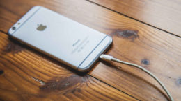 Apple patents new charging connector with water resistance